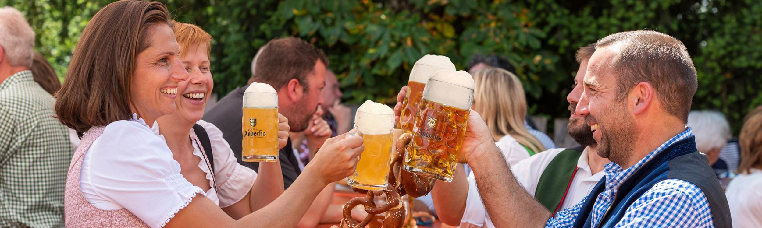 Biergenuss im Biergarten mit Andechs